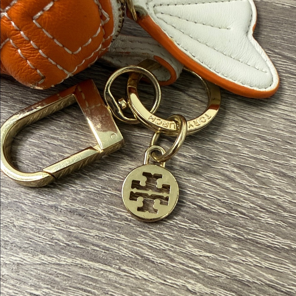 Tory Burch Whimsical Fish Coin Pouch/Key Chain - Picture 15 of 16